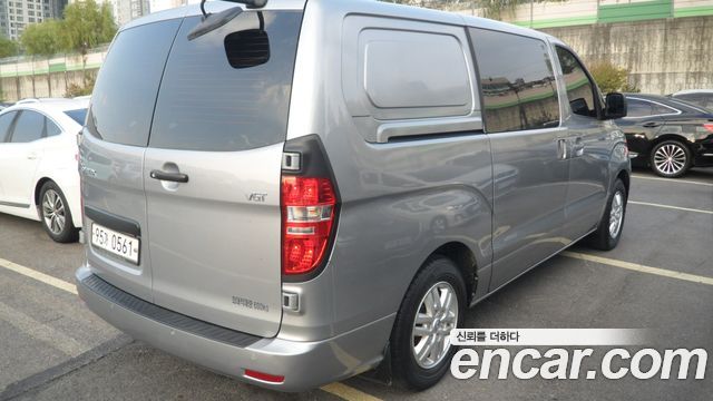 Hyundai Starex Van 5-Seater Modern — пробег 31 445 км — фото 1 из 5