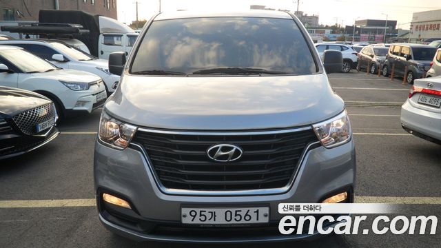 Hyundai Starex Van 5-Seater Modern — пробег 31 445 км — фото 2 из 5
