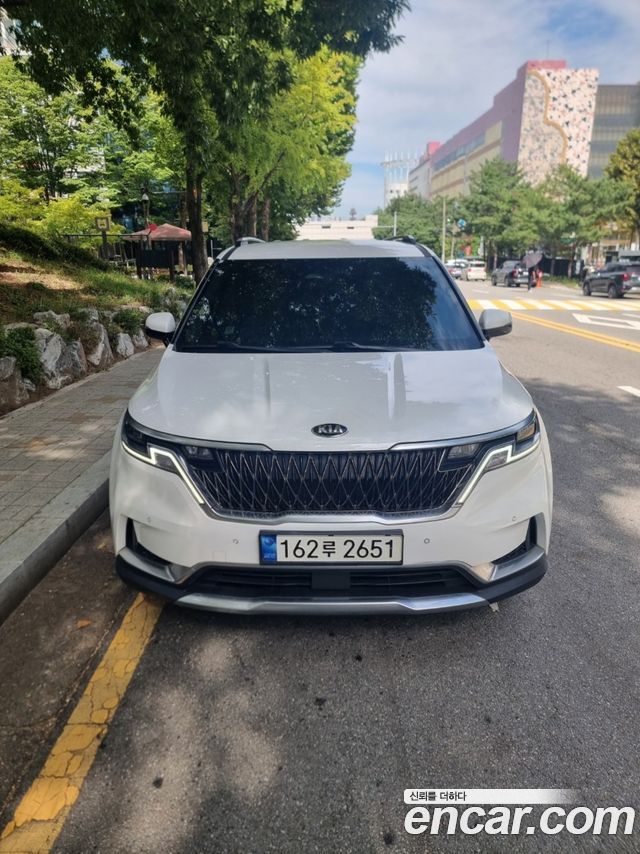 Kia Carnival Diesel 7-Seater Signature — пробег 76 400 км — фото 3 из 5