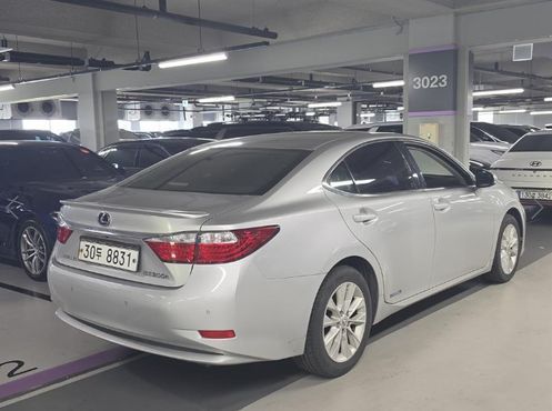 Lexus ES Supreme XV60 — пробег 244 964 км — фото 3 из 5