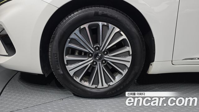 Kia K7 из Кореи Encar