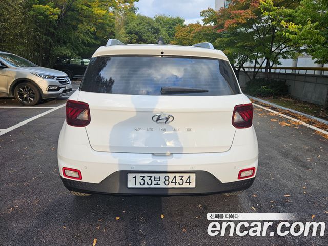Hyundai Venue из Кореи Encar