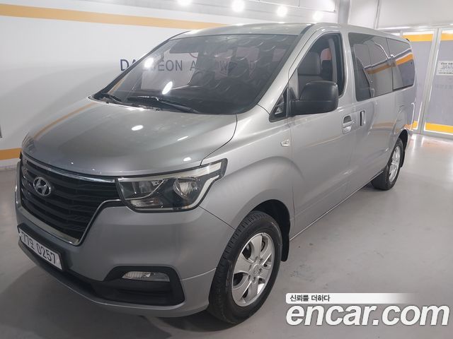 Hyundai Starex 4WD Wagon 12-Seater Modern — пробег 85 920 км — фото 1 из 5