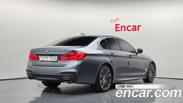 BMW 5-Series 530i M Sport Package Plus — пробег 112 483 км — фото 2 из 5