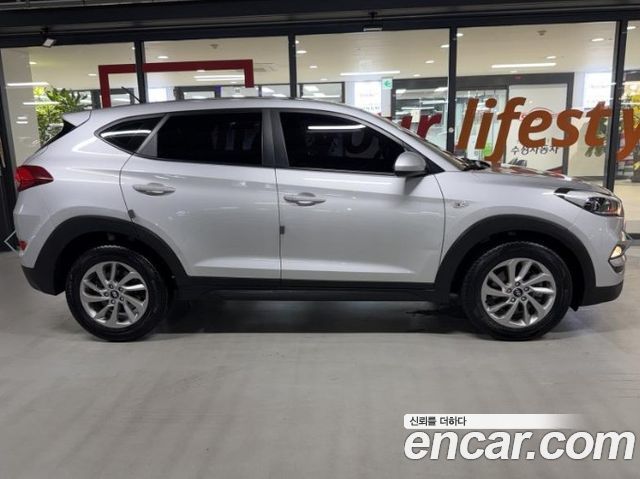 Hyundai Tucson Diesel 2.0 2WD Style — пробег 77 402 км — фото 3 из 5