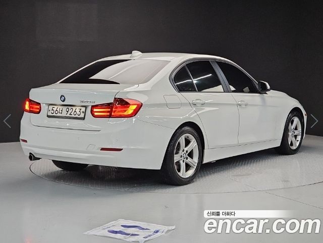 BMW 3-Series 320d — пробег 157 112 км — фото 4 из 5