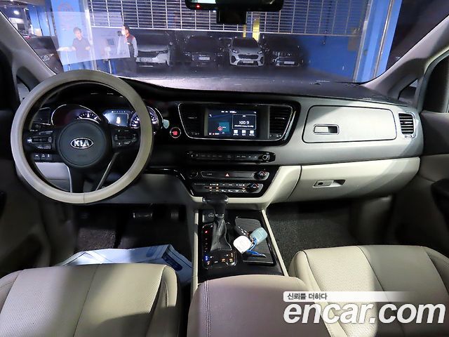 Kia Carnival 9-seater Noblesse — пробег 222 532 км — фото 5 из 5