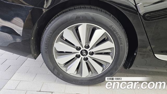 Hyundai Grandeur Premium — пробег 208 560 км — фото 5 из 5