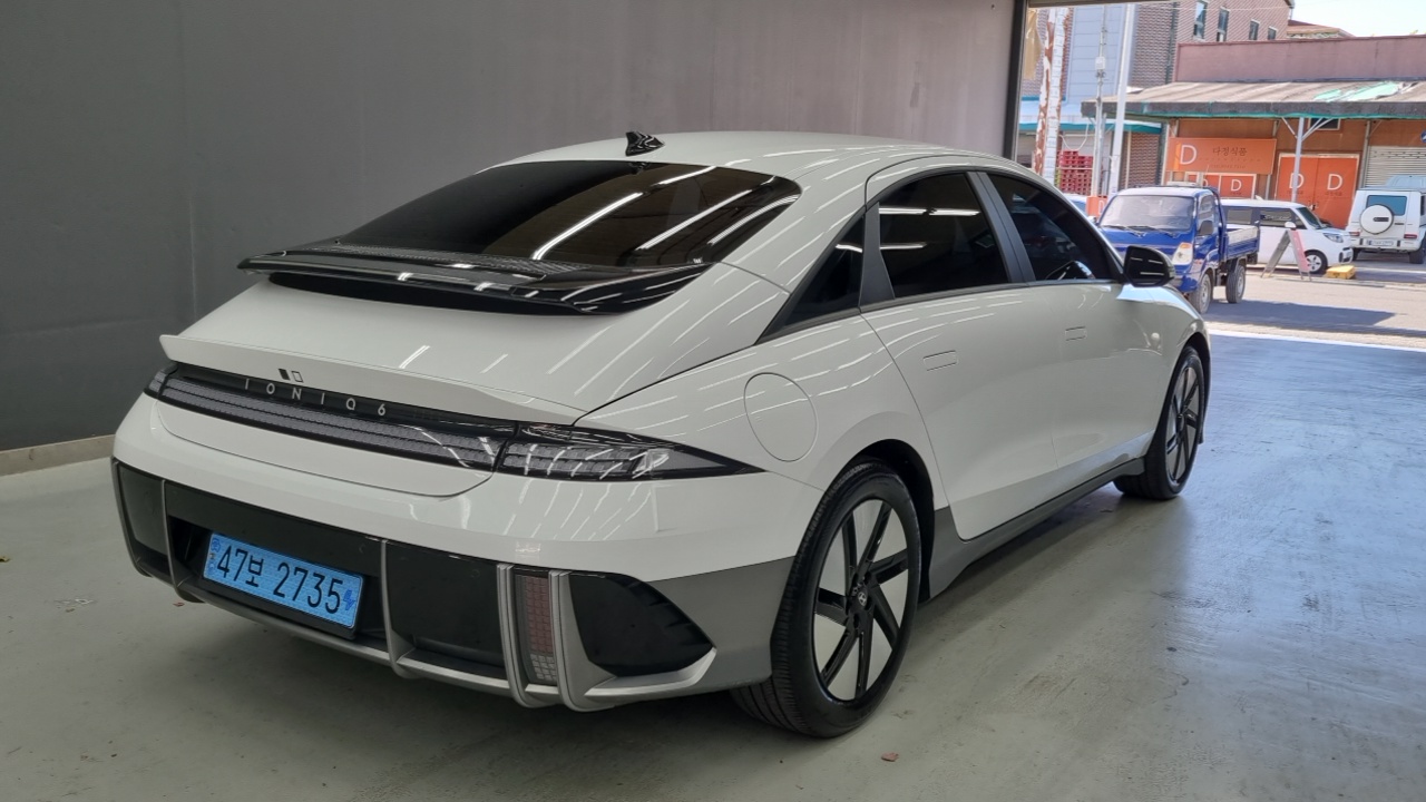 Hyundai Ioniq6 из Кореи Encar