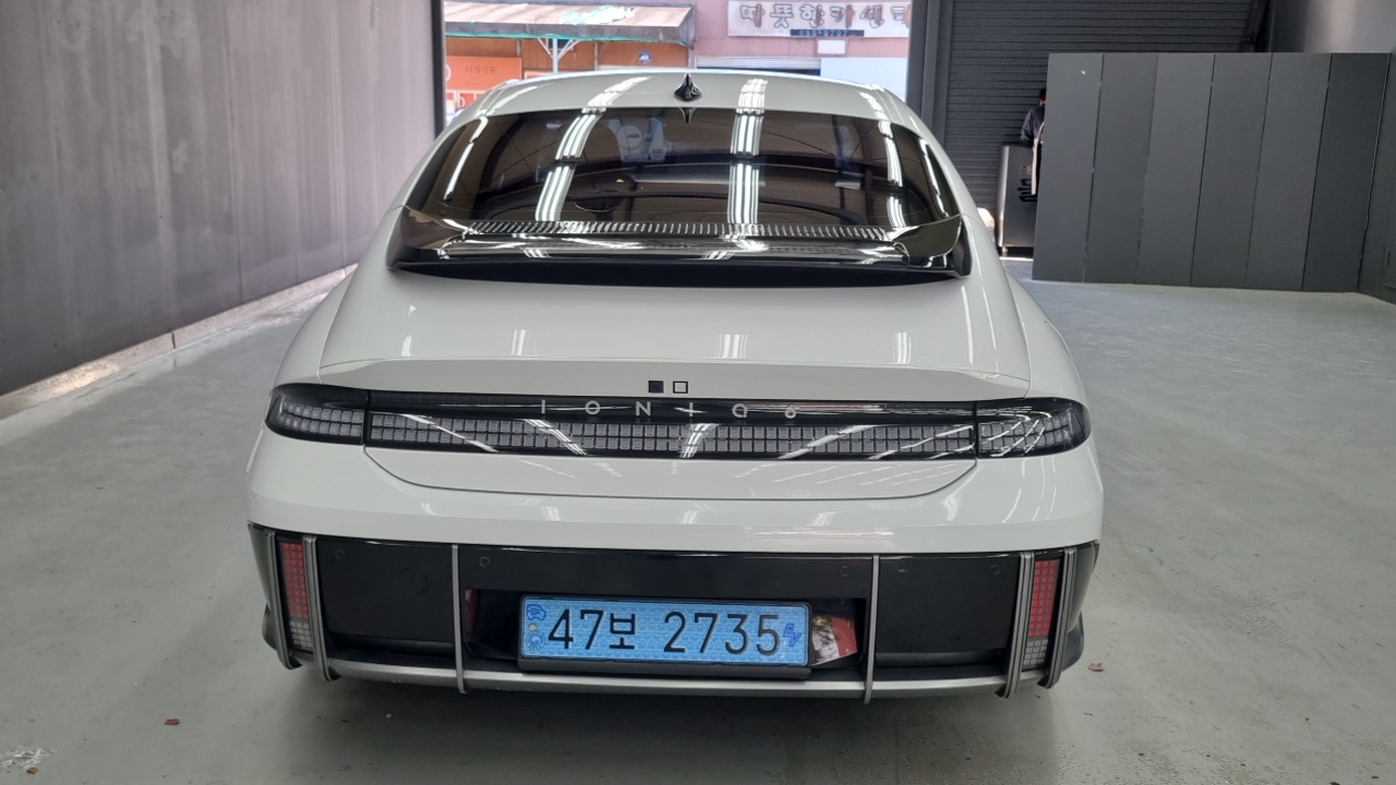 Hyundai Ioniq6 из Кореи Encar