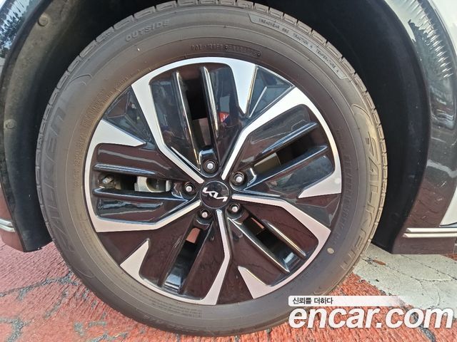 Kia EV6 Long Range Earth — пробег 49 401 км — фото 5 из 5