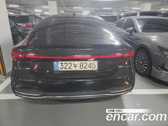 Audi A7 55 TFSI Quattro Premium — пробег 148 000 км — фото 2 из 5