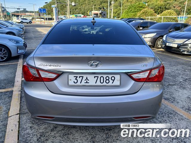 Hyundai Sonata LPI Smart — пробег 165 000 км — фото 2 из 5