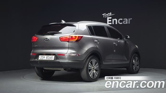 Kia Sportage Diesel 2WD Prestige — пробег 121 877 км — фото 2 из 5