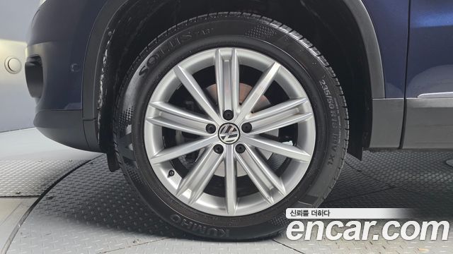 Volkswagen Tiguan из Кореи Encar