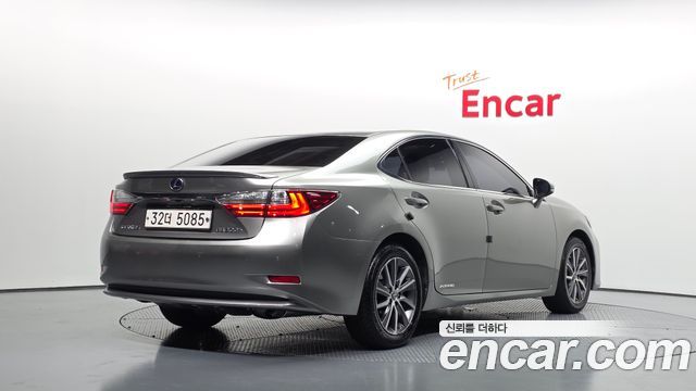 Lexus ES из Кореи Encar