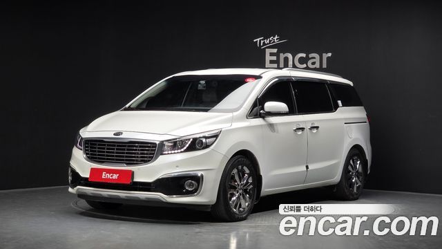 Kia Carnival 7-seater Limousine VIP — пробег 43 451 км — фото 1 из 5