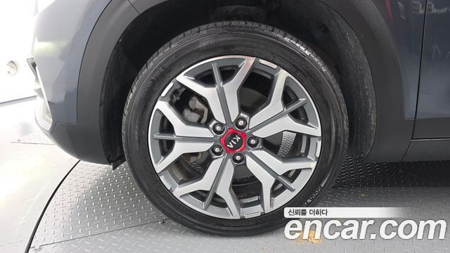 Kia Seltos из Кореи Encar