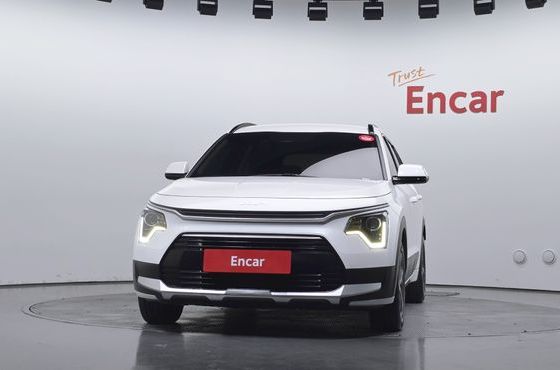 Kia Niro Prestige — пробег 72 174 км — фото 3 из 5