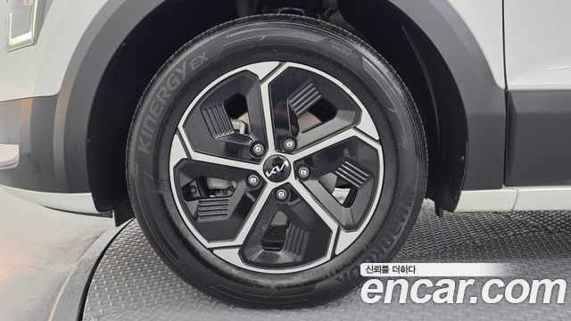 Kia Niro Prestige — пробег 72 174 км — фото 5 из 5