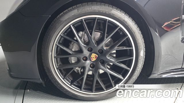 Porsche Panamera 3.0 AWD — пробег 85 093 км — фото 5 из 5