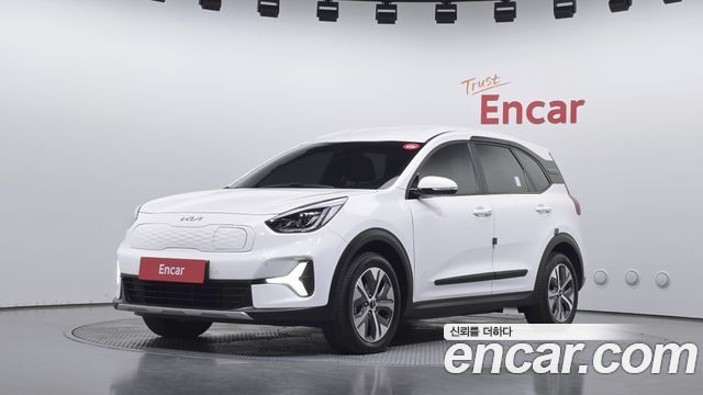 Kia Niro Air — пробег 101 748 км — фото 1 из 5