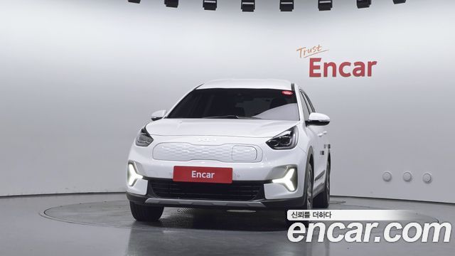 Kia Niro Air — пробег 101 748 км — фото 3 из 5
