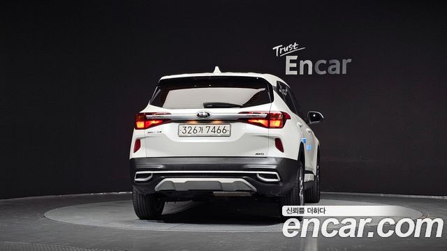 Kia Seltos из Кореи Encar