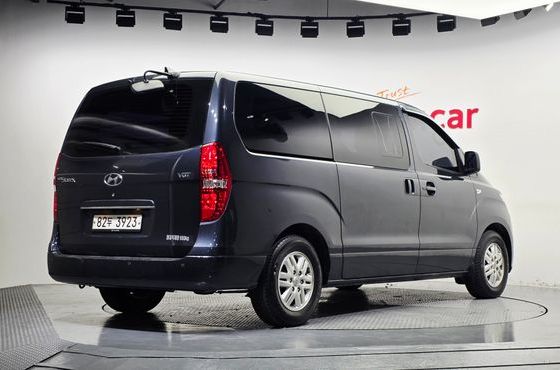 Hyundai Starex Van 5-Seater Modern — пробег 73 623 км — фото 2 из 5