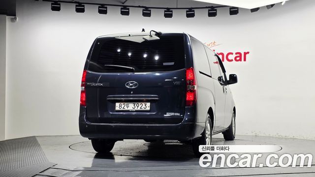 Hyundai Starex Van 5-Seater Modern — пробег 73 623 км — фото 4 из 5