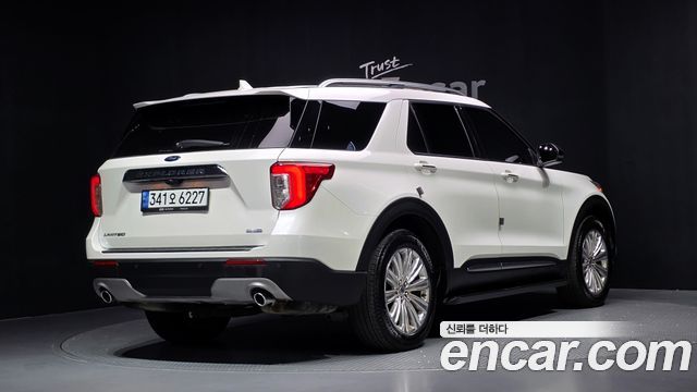 Ford Explorer 2.3 LimIted 4WD — пробег 36 190 км — фото 2 из 5