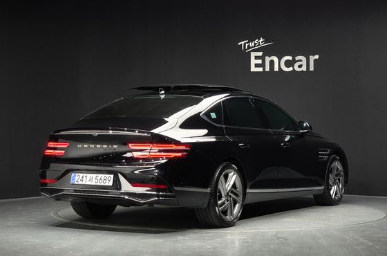 Genesis G80 Gasoline 3.5 Turbo AWD — пробег 9 842 км — фото 2 из 5