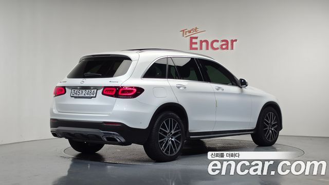 Mercedes-Benz GLC-Class GLC300 4MATIC — пробег 89 668 км — фото 2 из 5