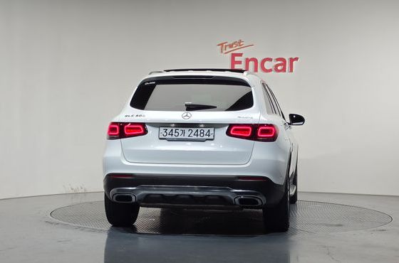 Mercedes-Benz GLC-Class GLC300 4MATIC — пробег 89 668 км — фото 4 из 5