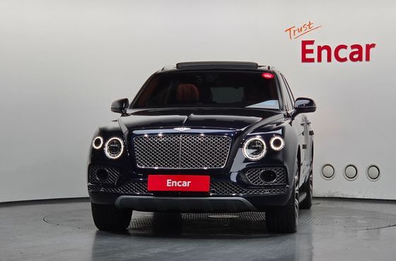 Bentley Bentayga 6.0 W12 — пробег 39 598 км — фото 3 из 5