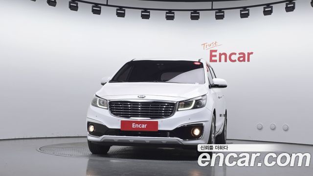 Kia Carnival 9-Seater Noblesse Special — пробег 118 326 км — фото 3 из 5