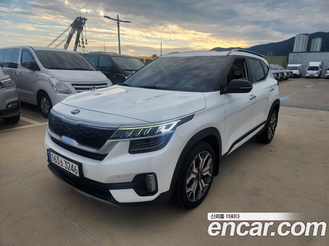 Kia Seltos из Кореи Encar