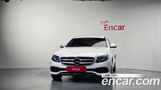 Mercedes-Benz E-Class из Кореи Encar