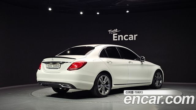 Mercedes-Benz C-Class C220 d Avantgarde — пробег 50 926 км — фото 2 из 5