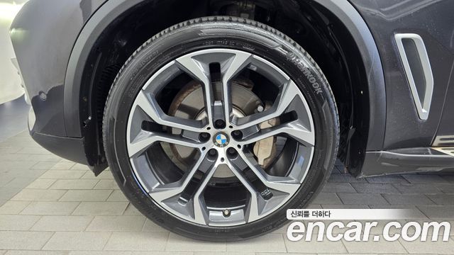 BMW X5 xDrive 40i xLine — пробег 53 533 км — фото 5 из 5