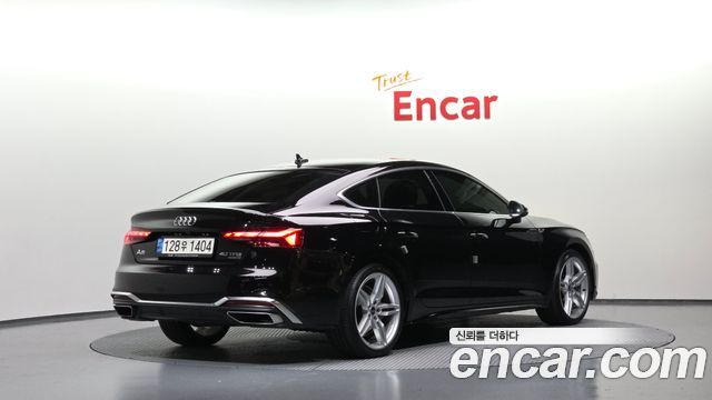 Audi A5 40 TFSI Quattro Premium Sportback — пробег 94 604 км — фото 2 из 5