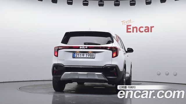 Kia Seltos из Кореи Encar