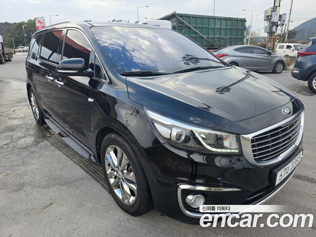 Kia Carnival 7-seater Limousine President — пробег 104 685 км — фото 5 из 5