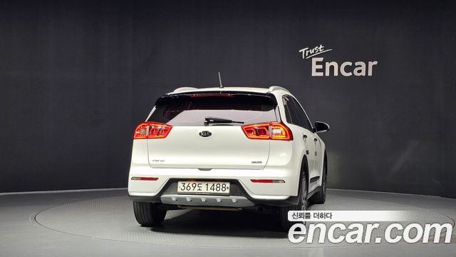 Kia Niro из Кореи Encar