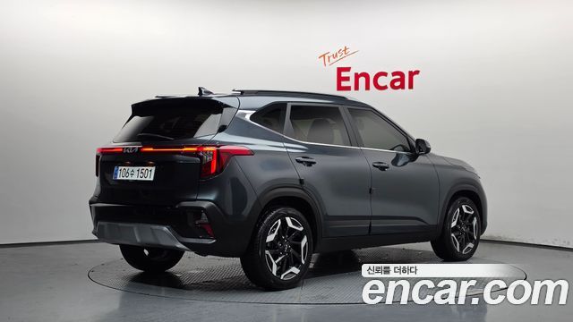 Kia Seltos из Кореи Encar