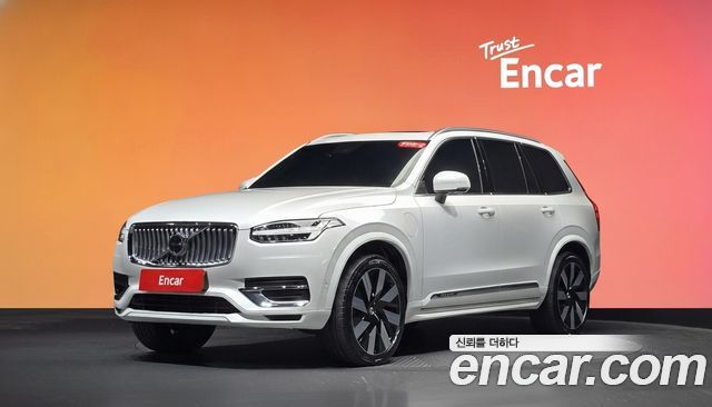 Volvo XC90 T8 Ultimate Bright Hybrid — пробег 66 359 км — фото 1 из 5