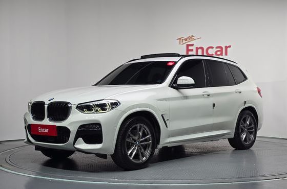 BMW X3 xDrive 30e M Sport — пробег 61 248 км — фото 1 из 5