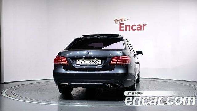 Mercedes-Benz E-Class из Кореи Encar