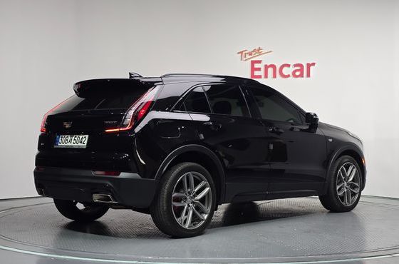 Cadillac XT4 2.0 Sport AWD — пробег 20 061 км — фото 2 из 5