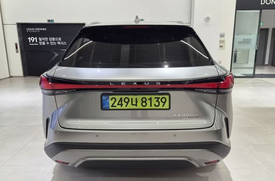 Lexus RX Luxury — пробег 9 013 км — фото 4 из 5